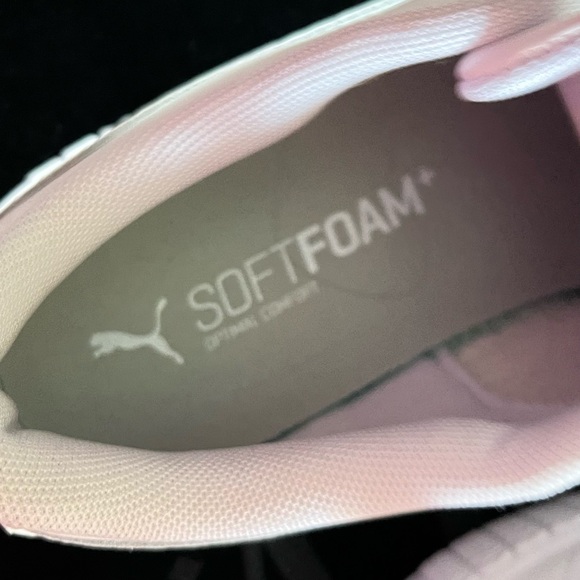 Puma fenty sneakers size 9 - Picture 4 of 9